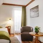 Haymon Hotel 3*