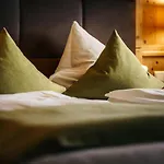 Haymon Hotel 3*