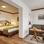 Haymon Hotel